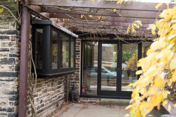 Spectus ADM Windows uses Spectus Flush Casement windows to recreate traditional aesthetics in a farmhouse